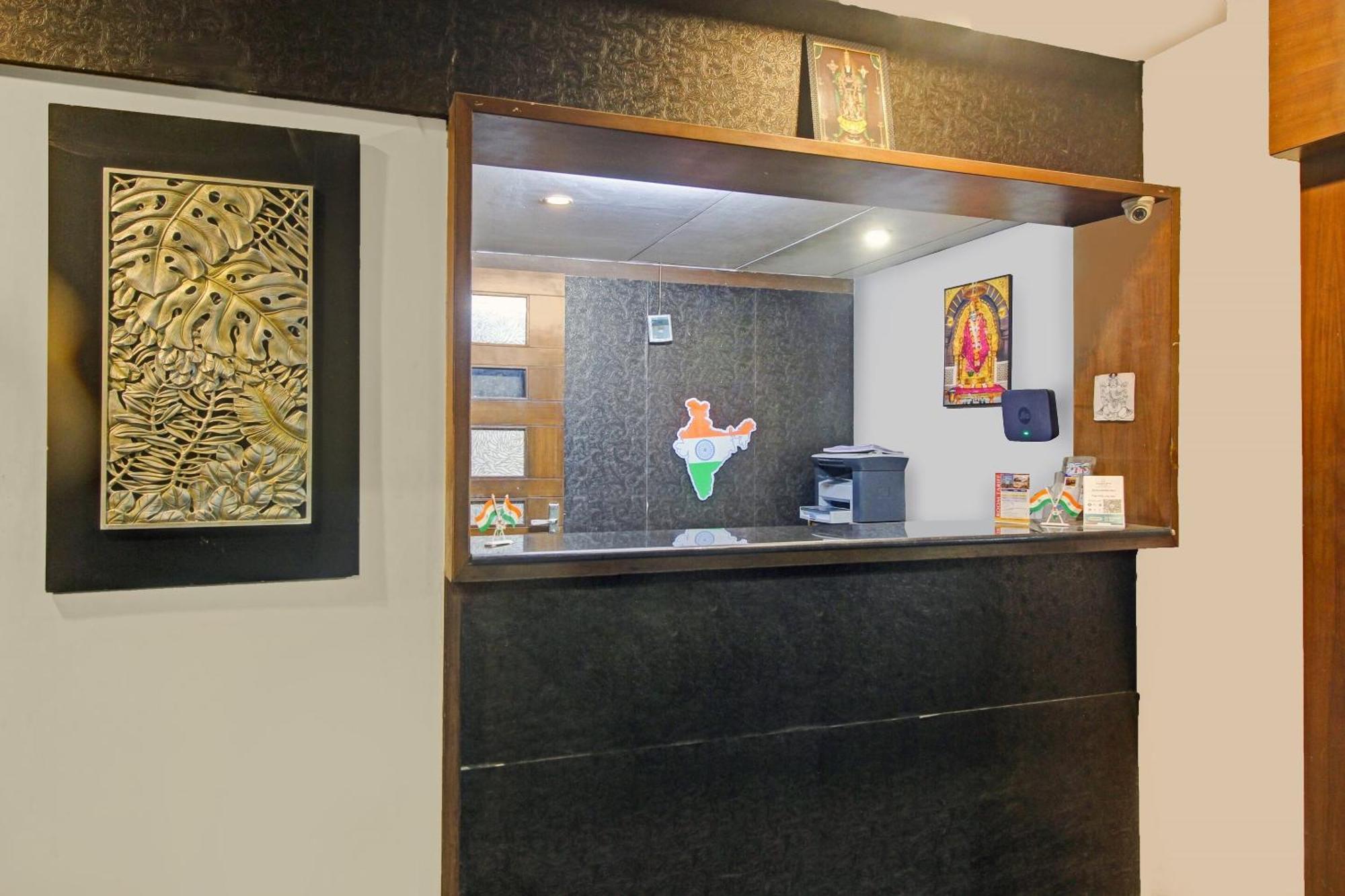 Collection O 82357 Hotel Surabhi Pride Trimulgherry Kültér fotó